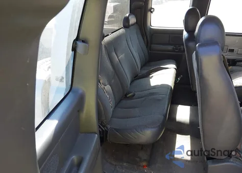 2004 Chevrolet Silverado 1500 Work Truck из США, поврежденный, VIN 1GCEC19X84Z287687